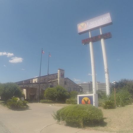 Executive Inn And Suites Waco Kültér fotó